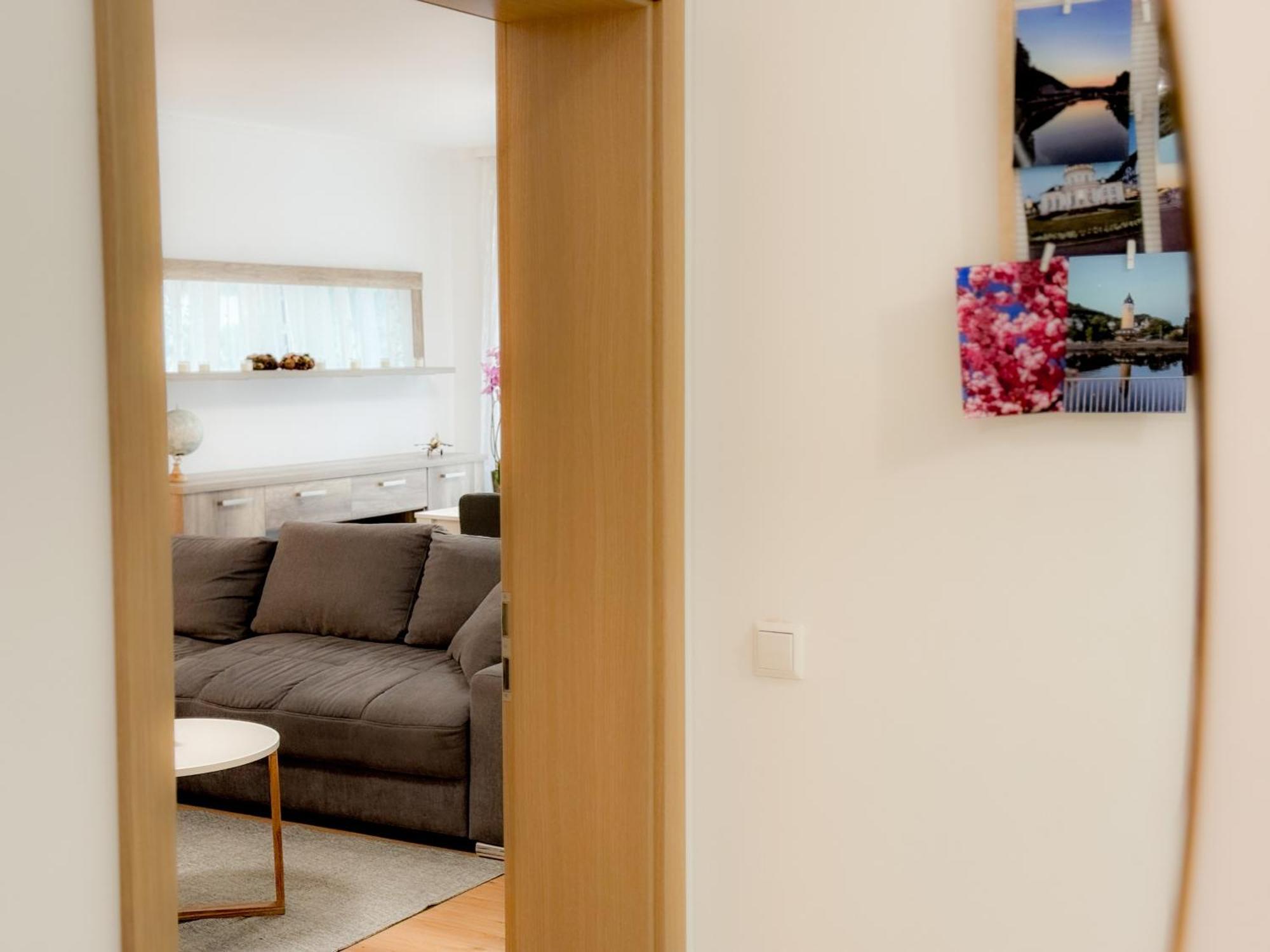Modern Und Lichtdurchflutet - Ferienwohnung Mit Terrasse Fachbach Buitenkant foto
