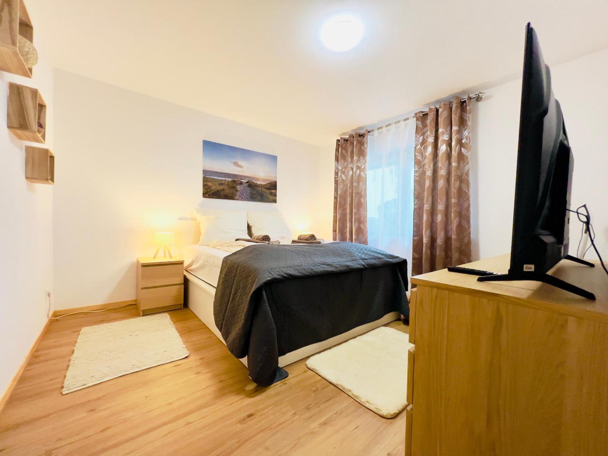 Modern Und Lichtdurchflutet - Ferienwohnung Mit Terrasse Fachbach Buitenkant foto